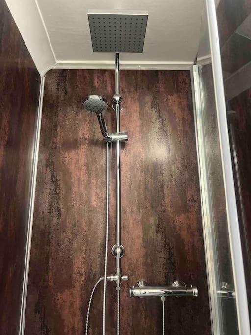 Woodlands - Ensuite, Activity & Hot Tub Holiday home Taunton