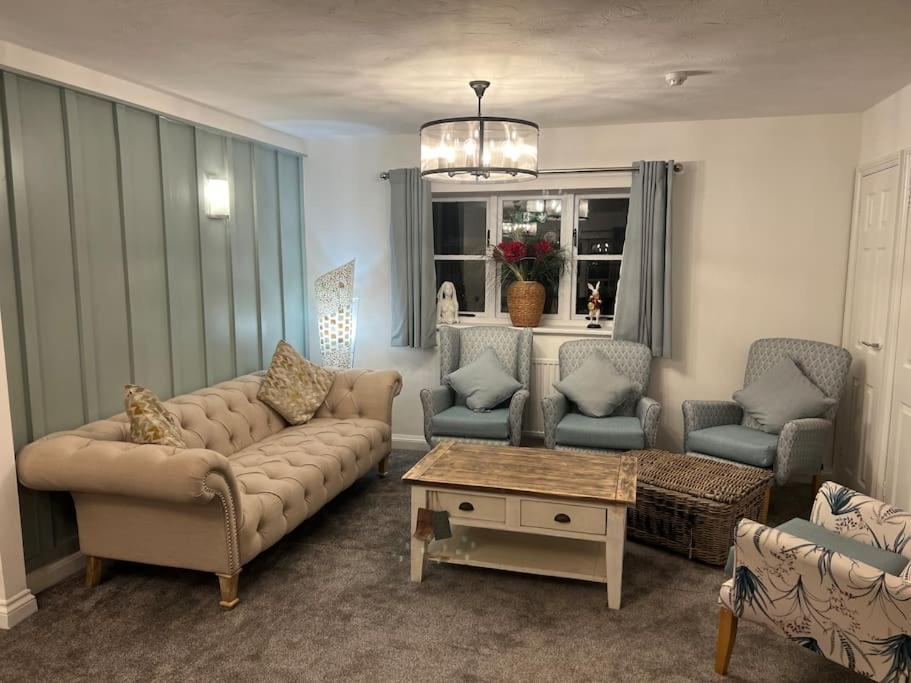 Woodlands - Ensuite, Activity & Hot Tub Taunton