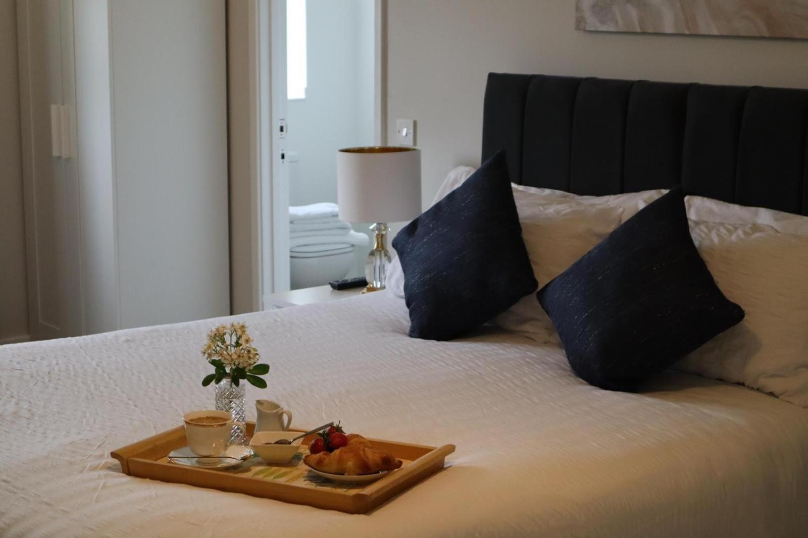 Swan Retreat Guest house Taunton