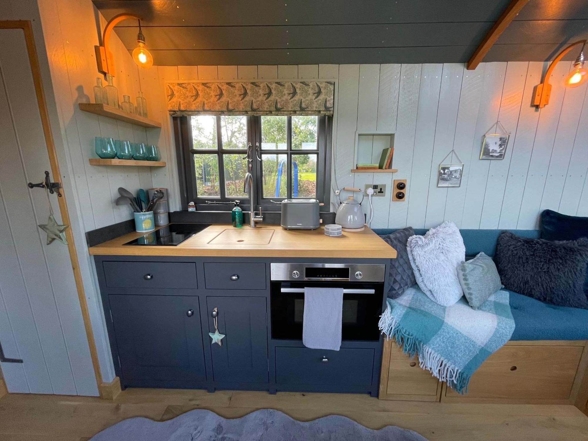 Wick House Apartment