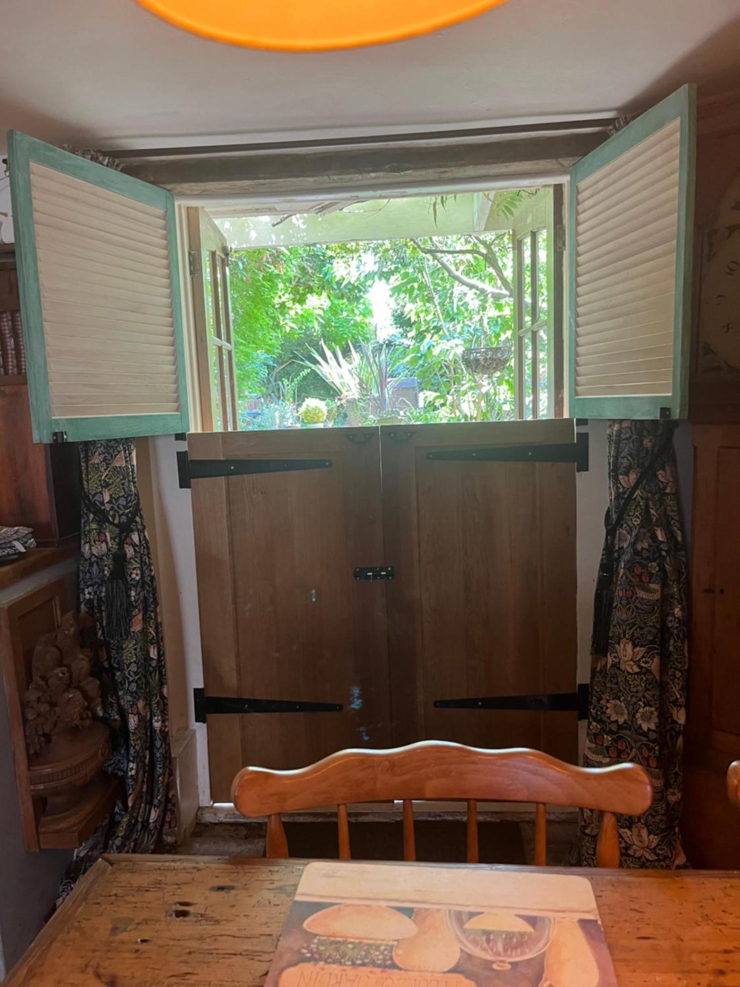 Charming Historic Apartment Adjoining Beautiful Central Taunton Park * Taunton