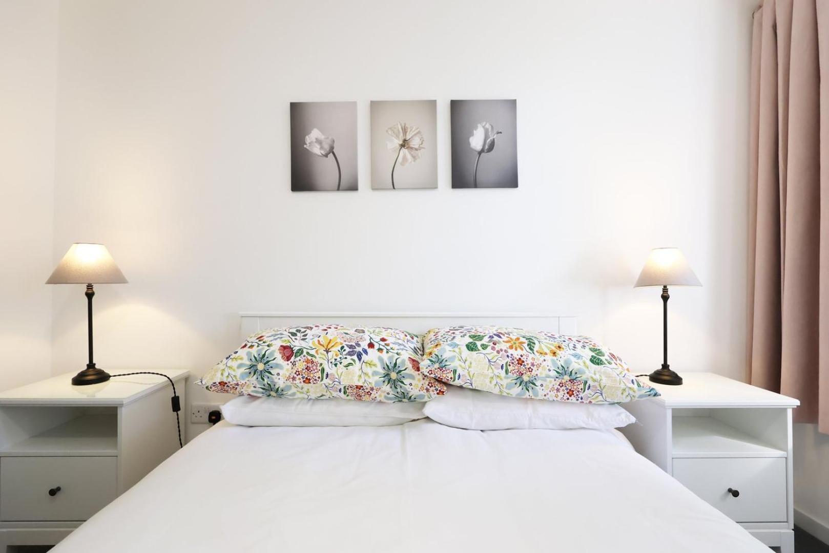 Modern Comfort Near Castle St With Wifi & Parking! Apartment *