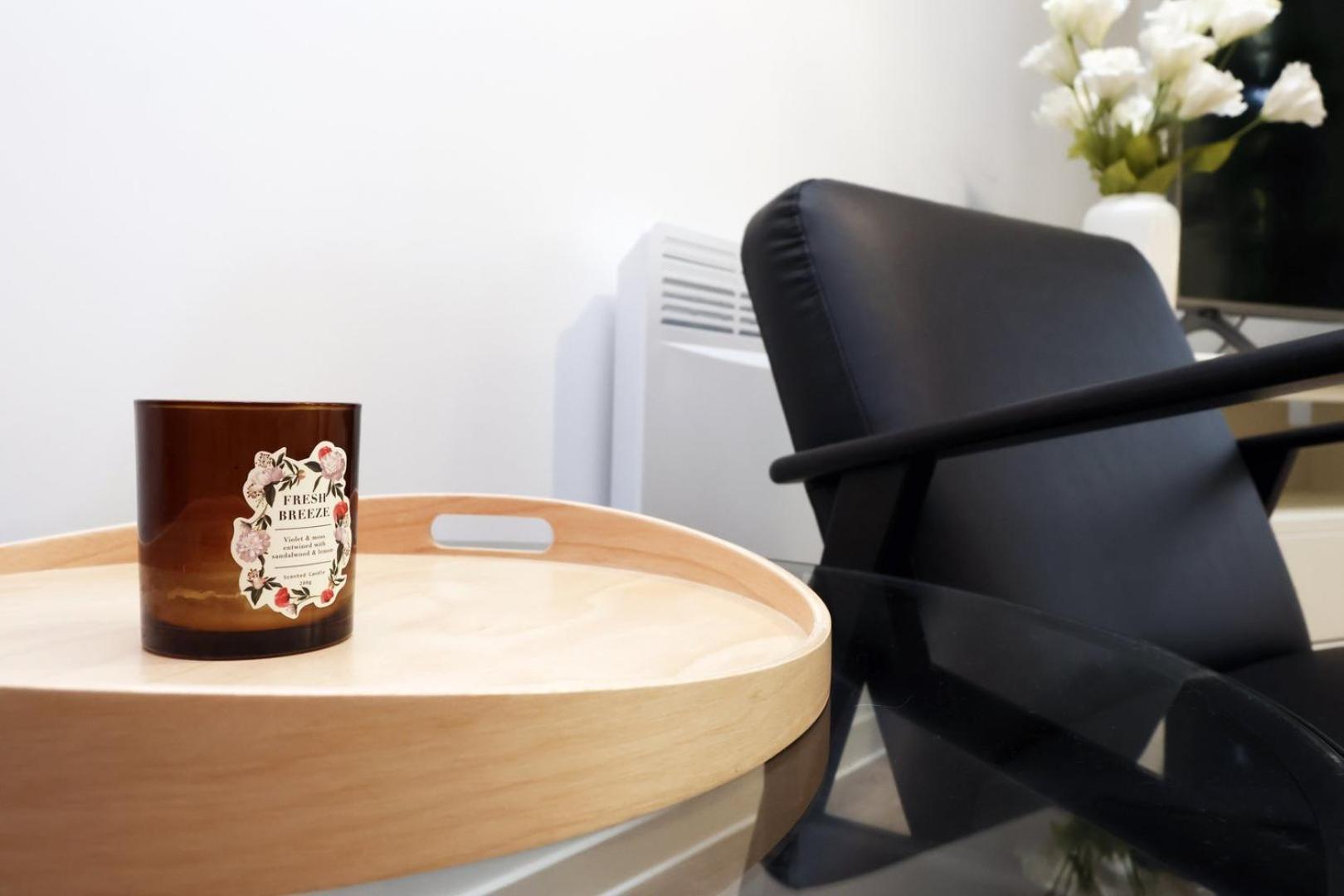Apartment Modern Comfort Near Castle St With Wifi & Parking! *
