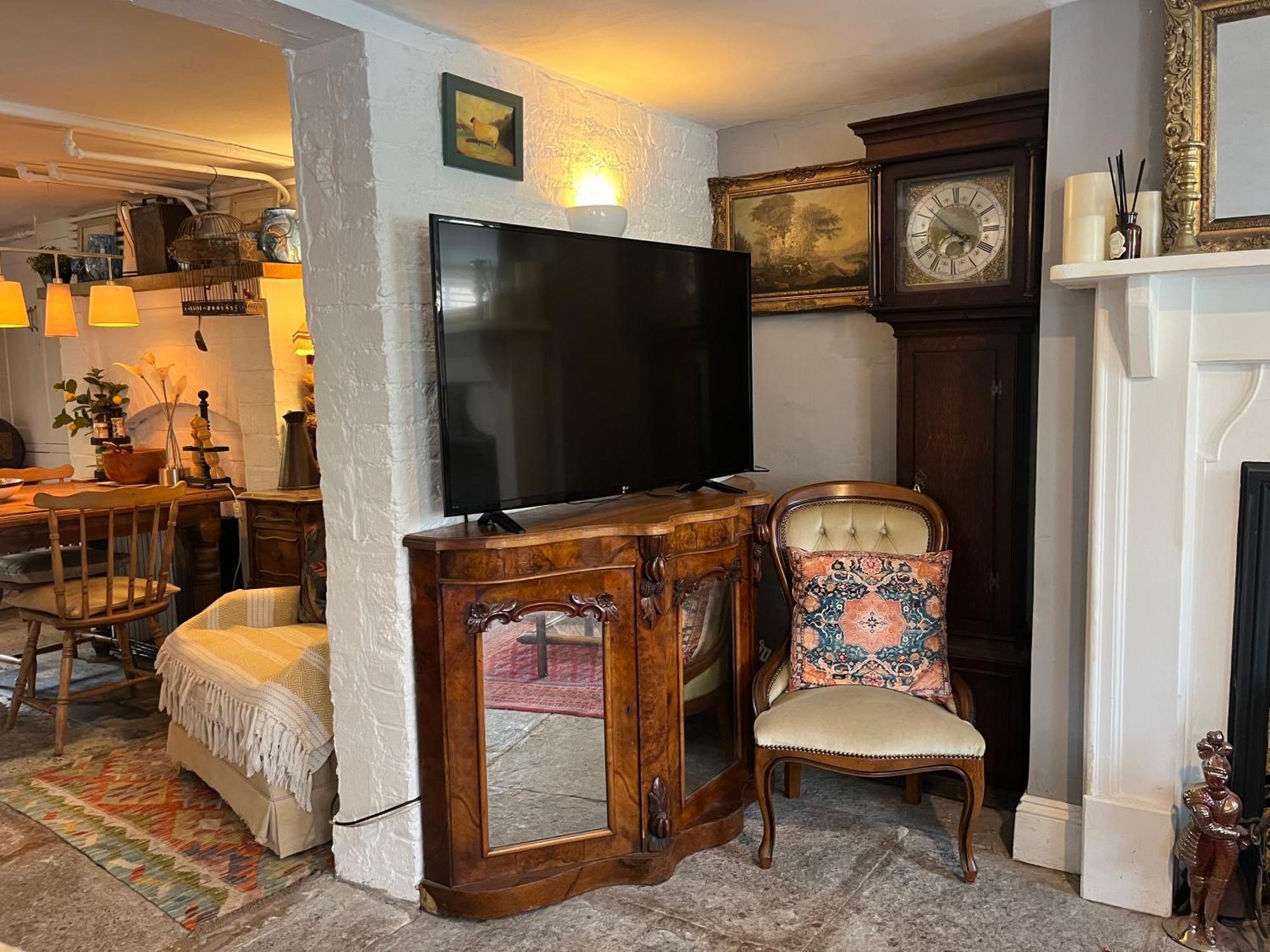 Apartment Charming Historic Apartment Adjoining Beautiful Central Taunton Park