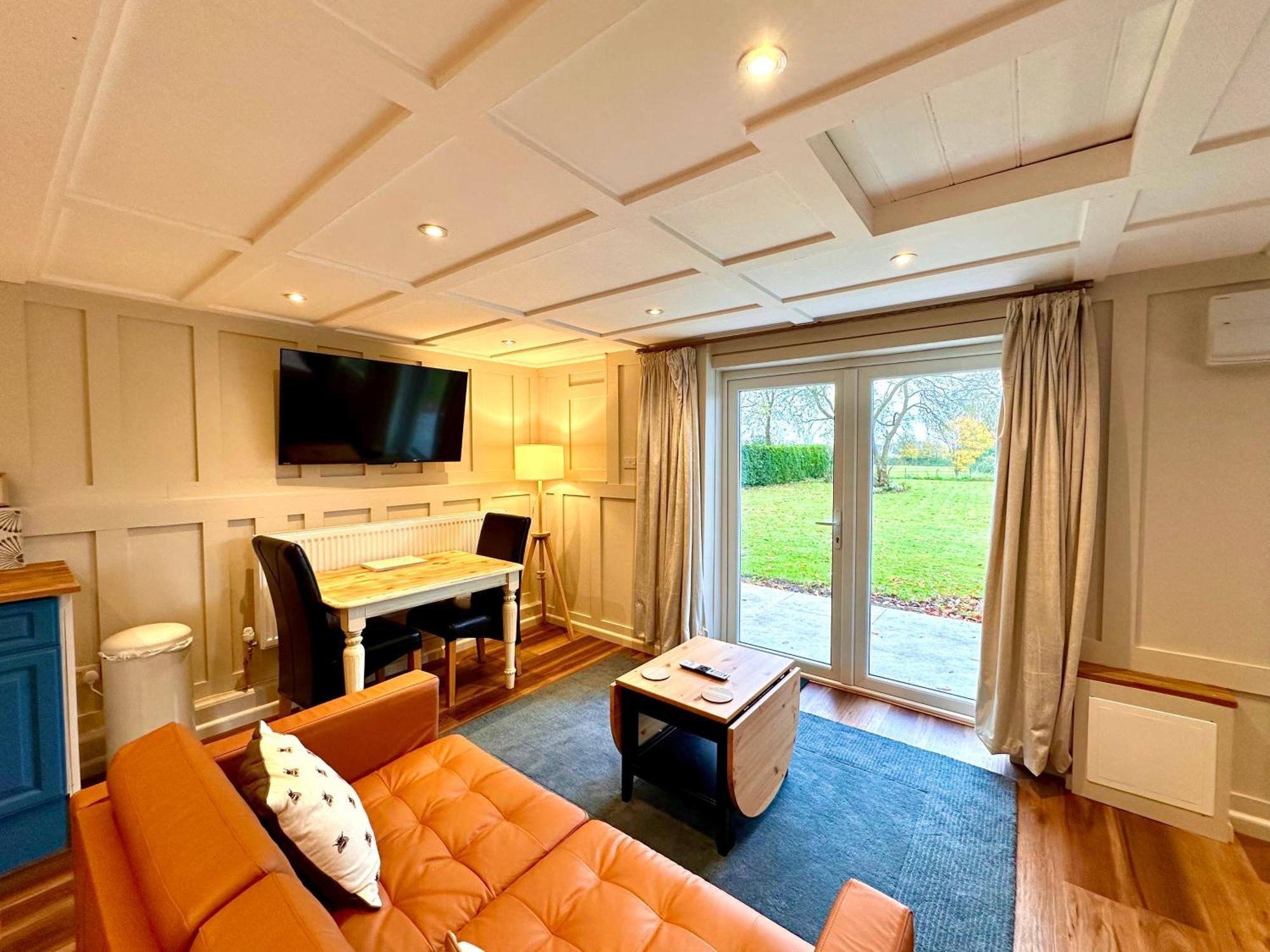 Octon Luxury 1 And 2 Bedroom 1 Mile From Centre Holiday home *
