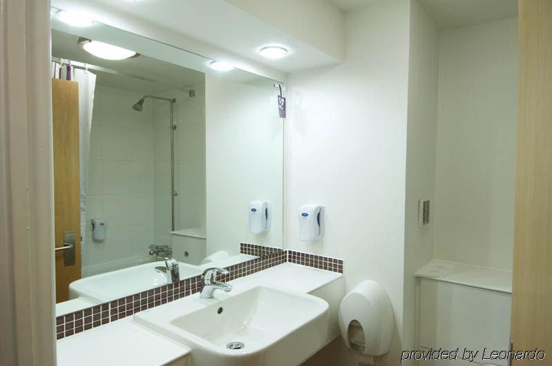 Premier East Hotel 3*