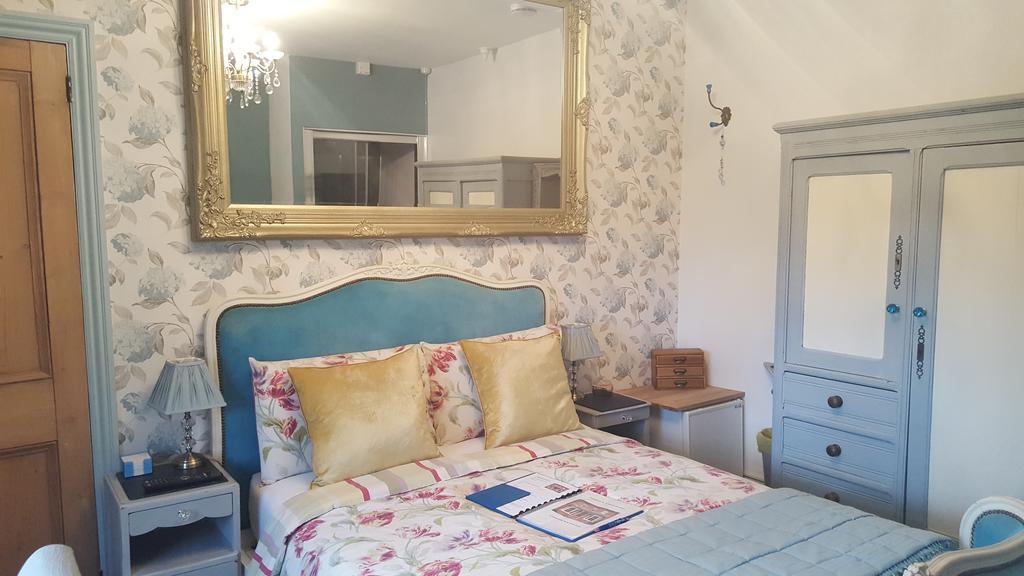 No 71 Bed & Breakfast