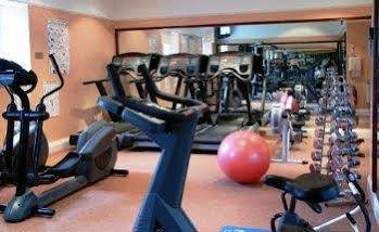 Cedar Falls Health Hotel Taunton