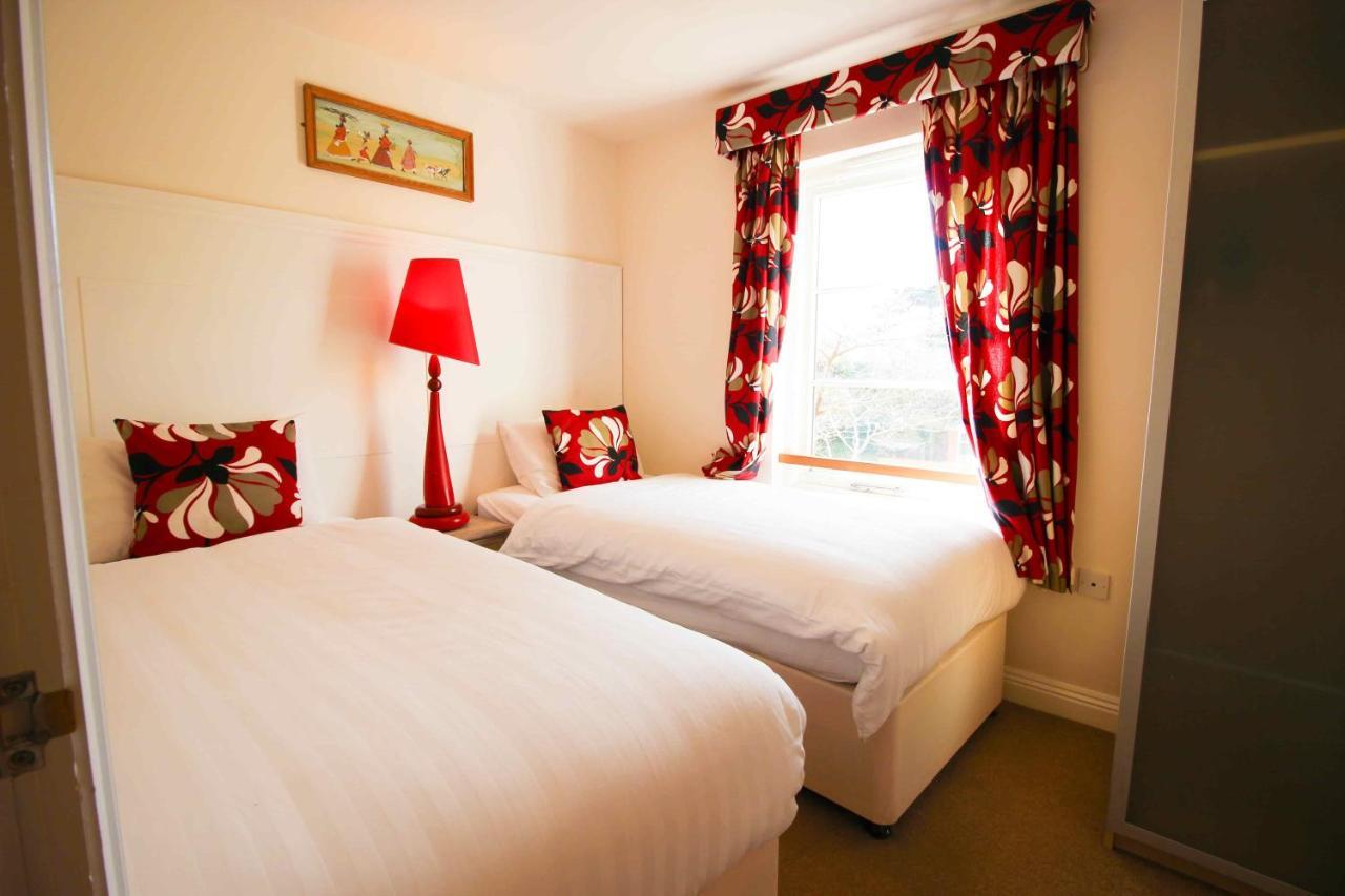 Blorenge House Guest house 4*