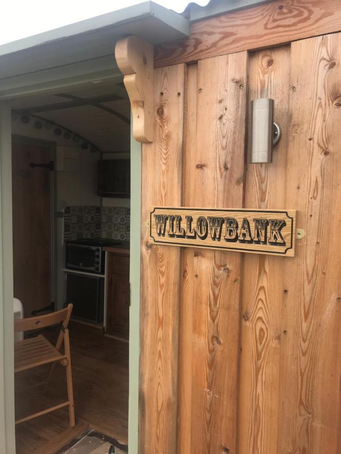 Farm stay Willowbank Shepherds Hut