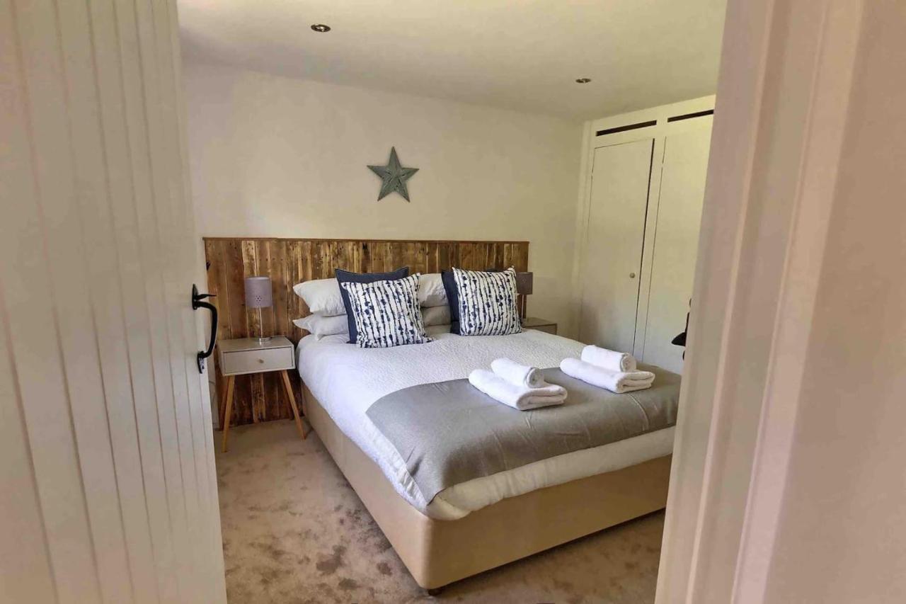 Lovely Somerset Getaway Holiday home