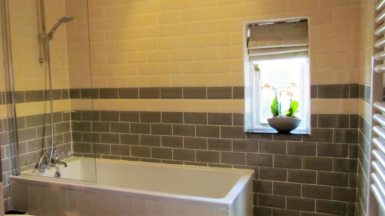Octon Luxury 1 And 2 Bedroom 1 Mile From Centre *