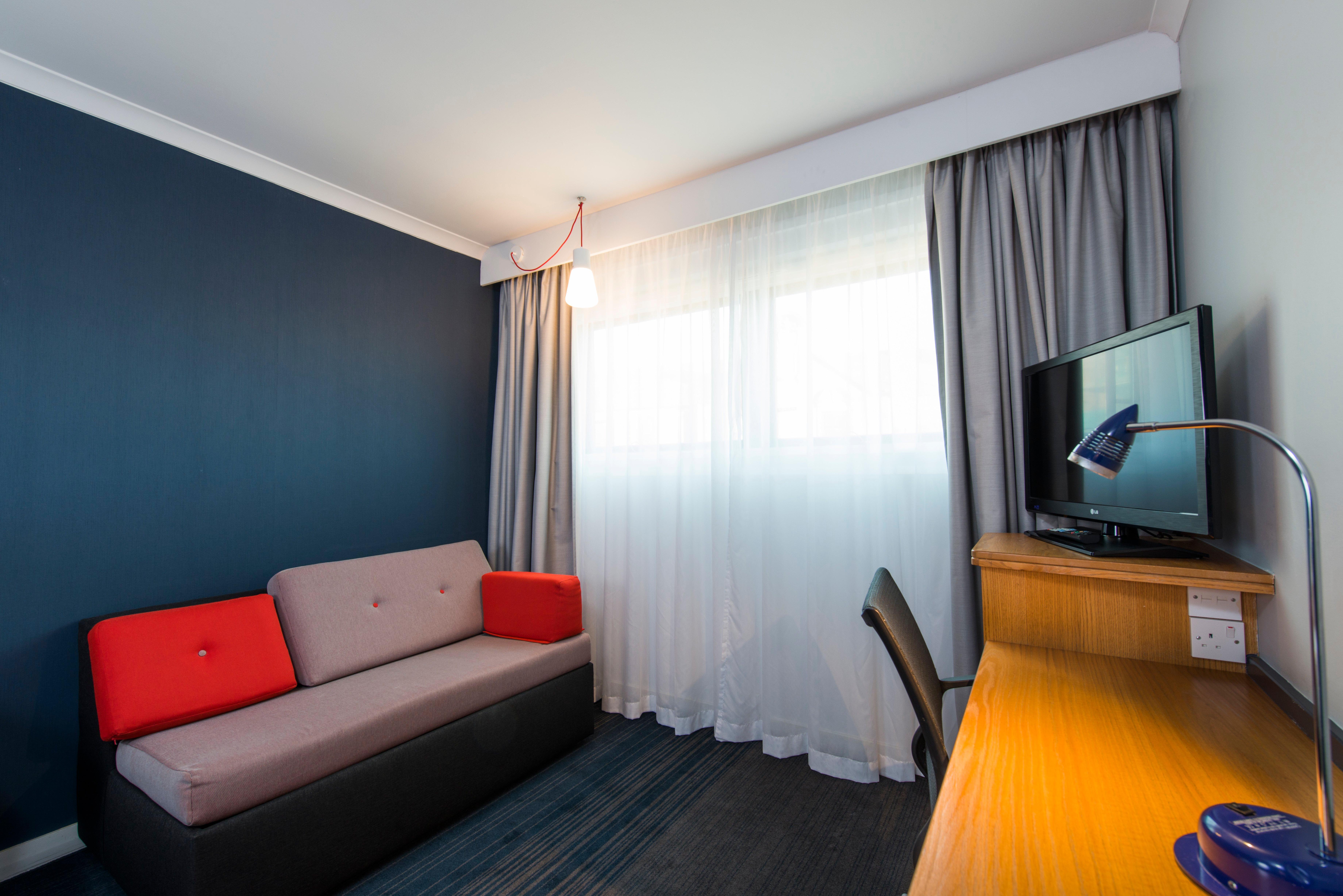 Express East By Ihg Hotel Taunton