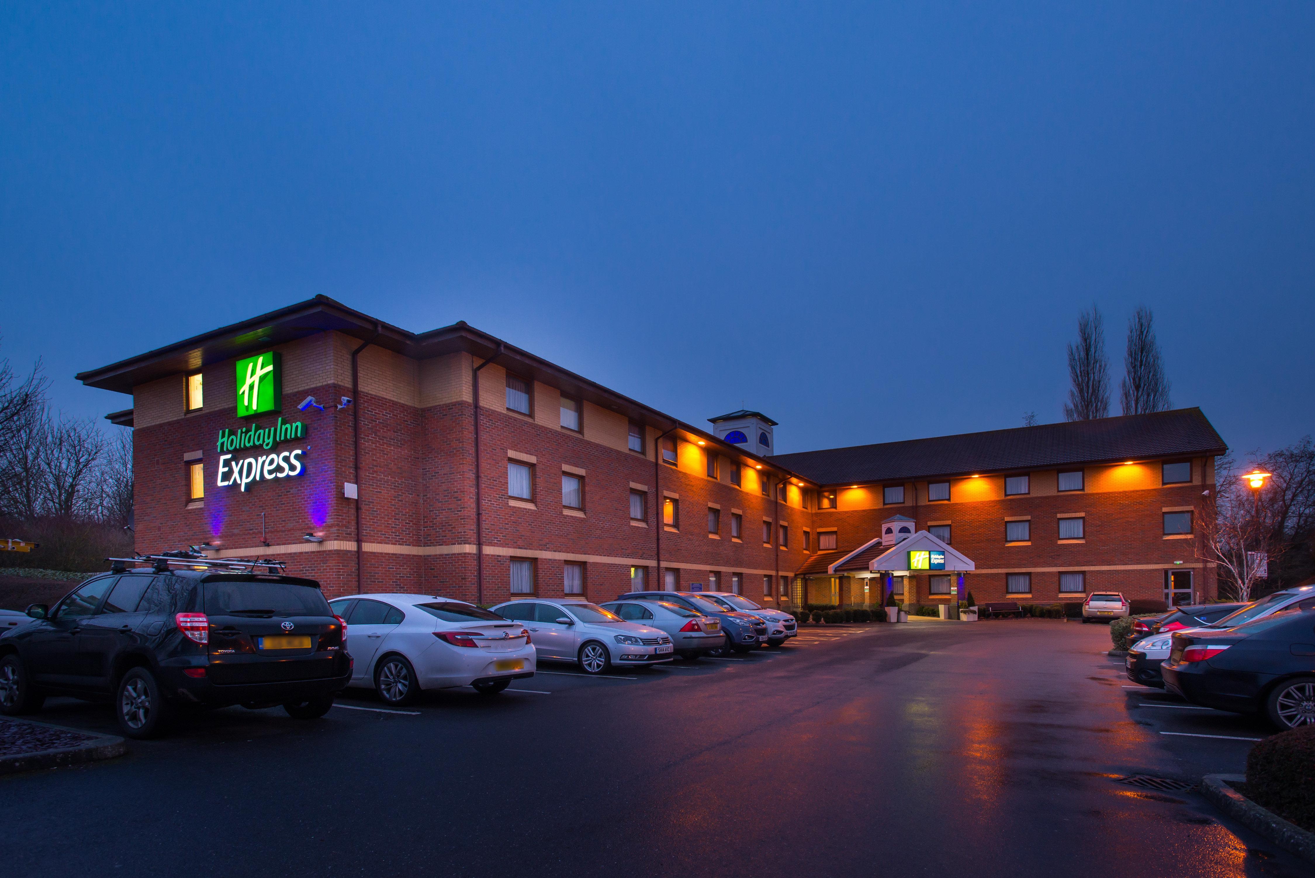 Express East By Ihg Hotel Taunton