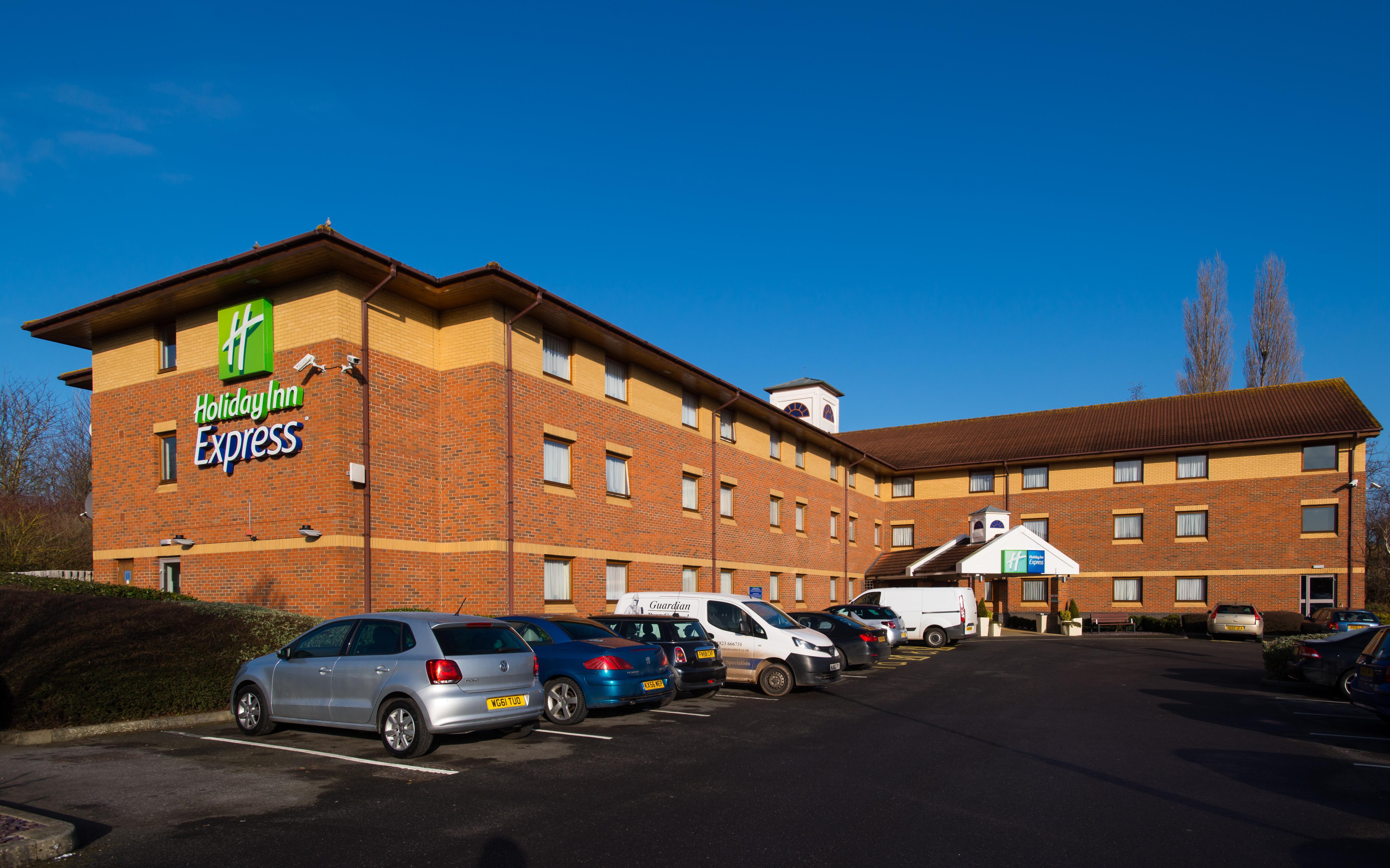 Hotel Express East By Ihg Taunton