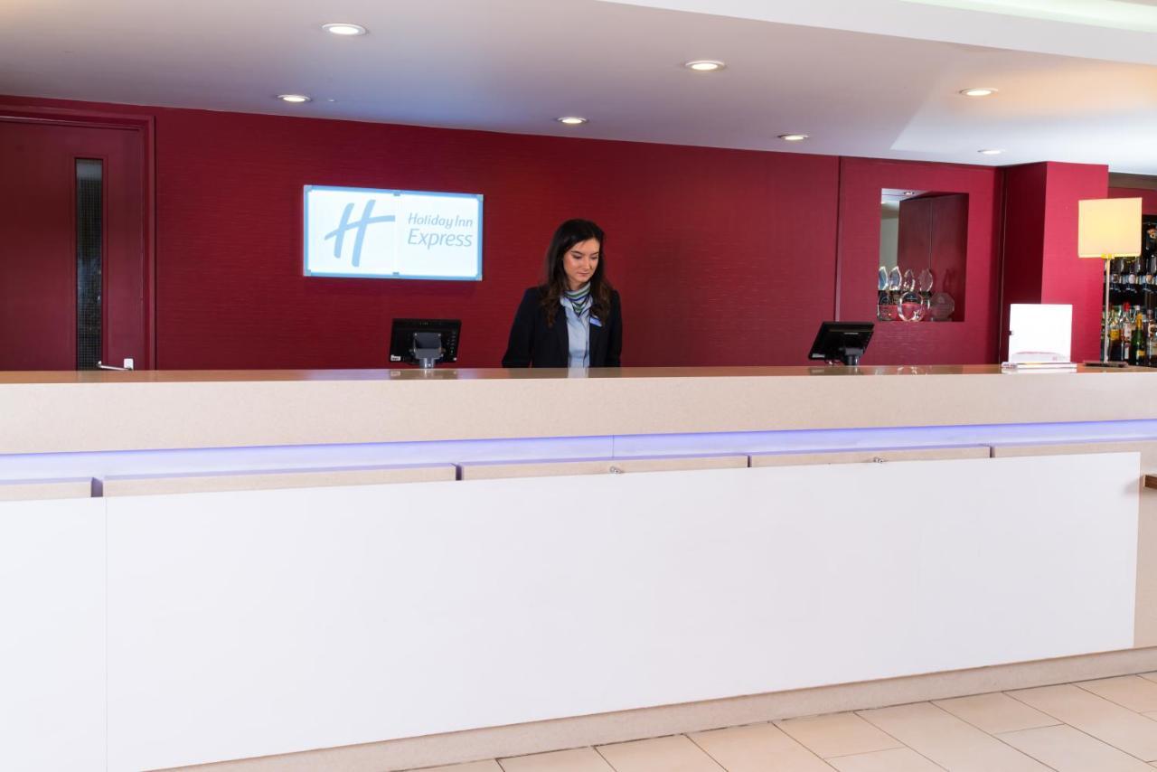 Hotel Express East By Ihg