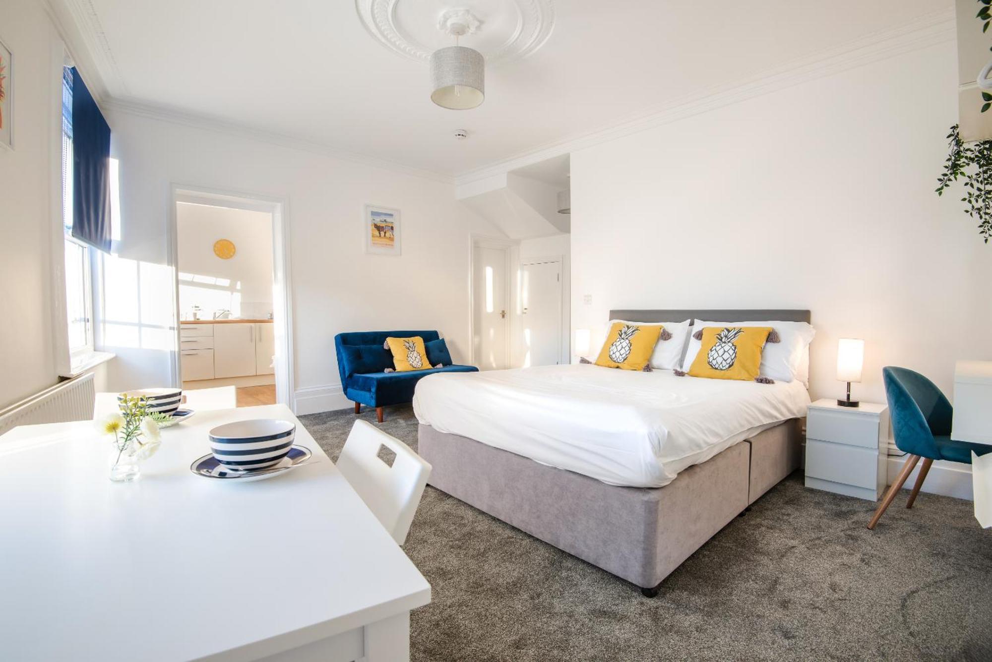 Royal Ashton Townhouse - Hotel