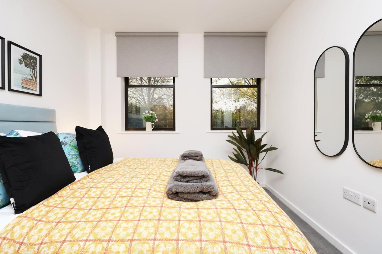 Sleek 1-bed In Core * Taunton