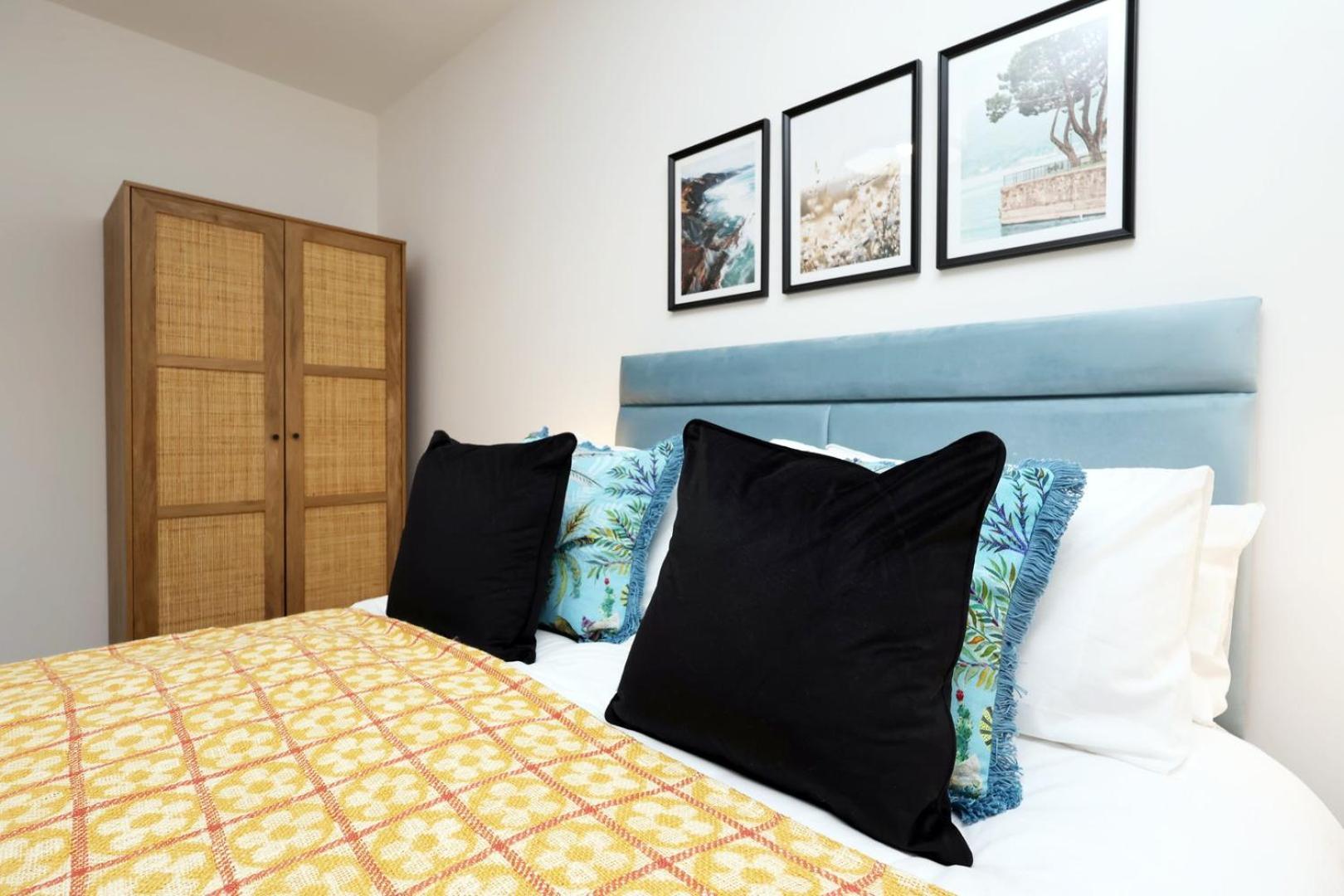 Sleek 1-bed In Core Apartment *