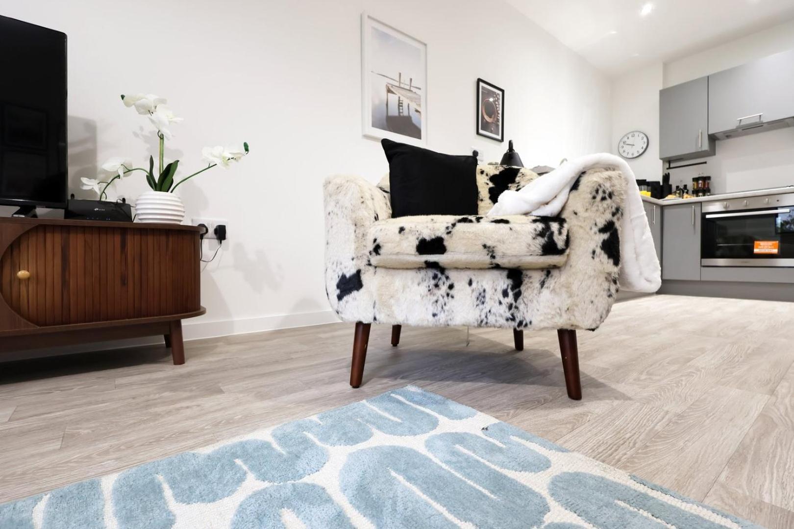 Sleek 1-bed In Core Apartment *