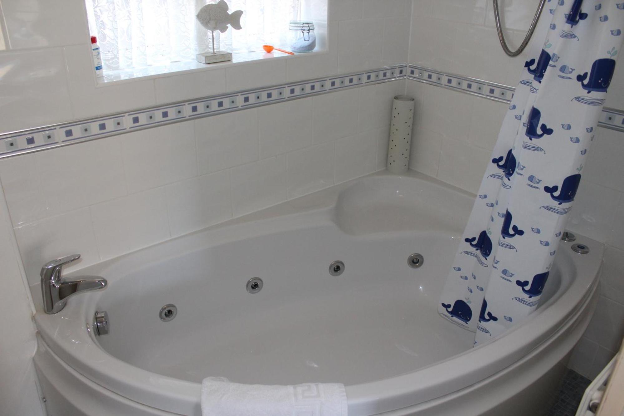 Yallands Bed & Breakfast 4*