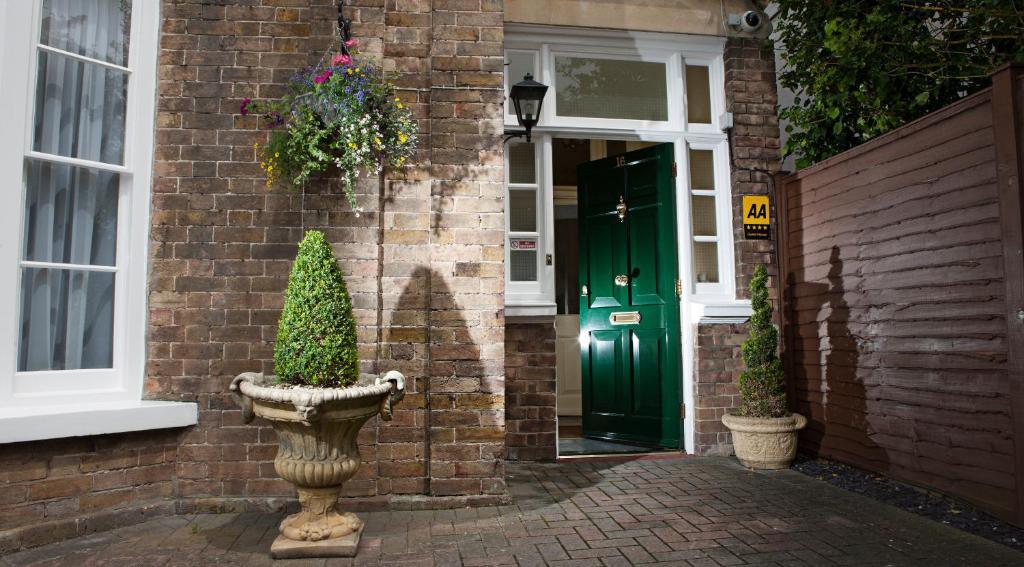 Brookfield House Guest house
