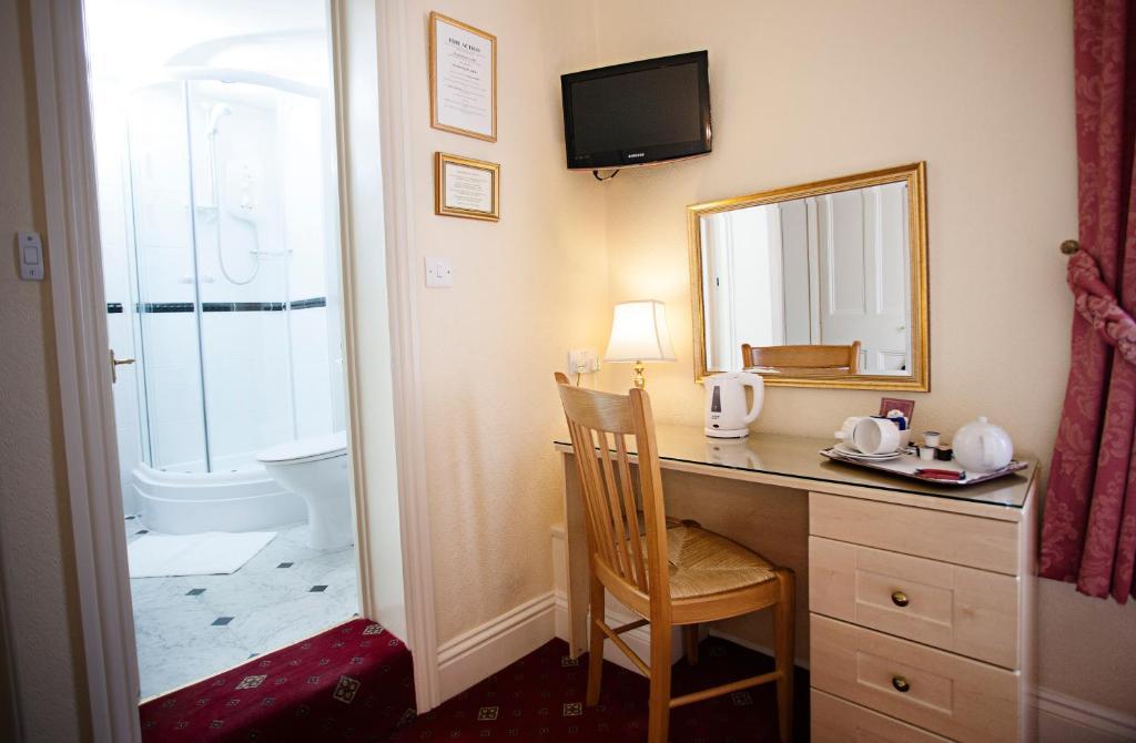 Brookfield House 4* Taunton