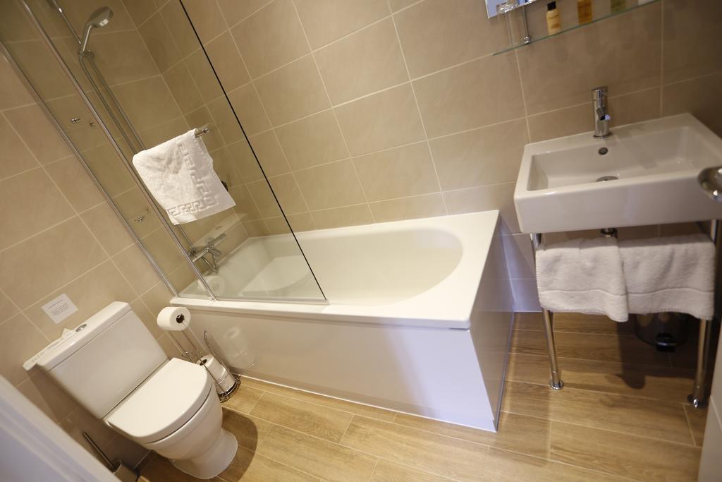 Langaller Manor House Bed & Breakfast Taunton