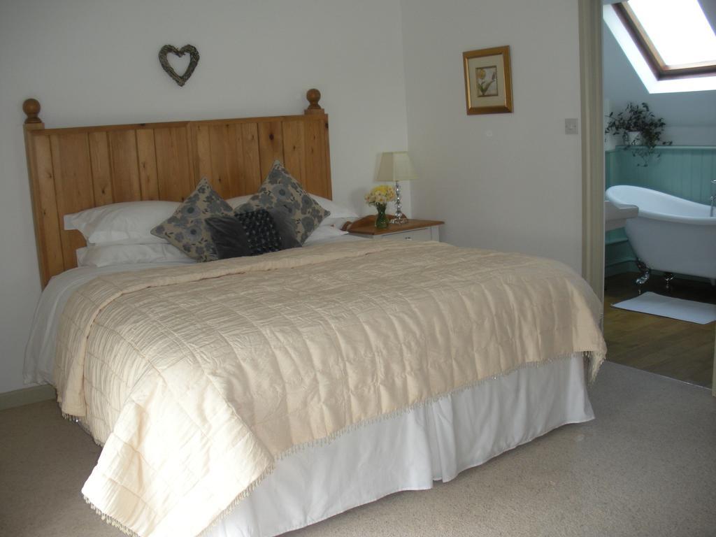 Frog Street Bed & Breakfast 5*
