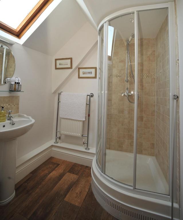 Frog Street Bed & Breakfast 5*