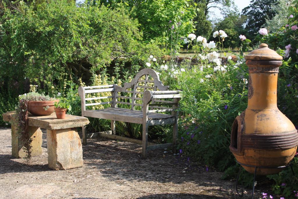 Brook Farm Bed & Breakfast 3*