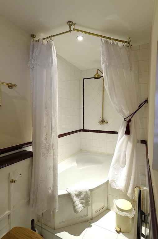 Hotel Meryan House 4*