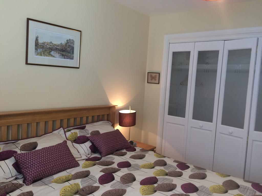 Hector's Barn At Rosewood House 2*