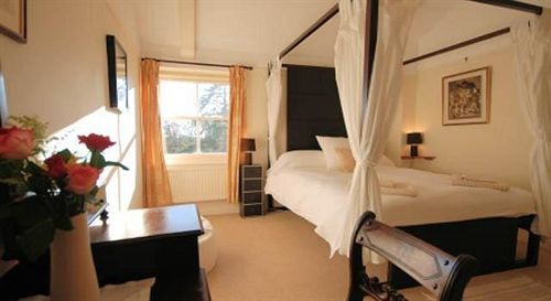 Culmhead House Hotel 4*