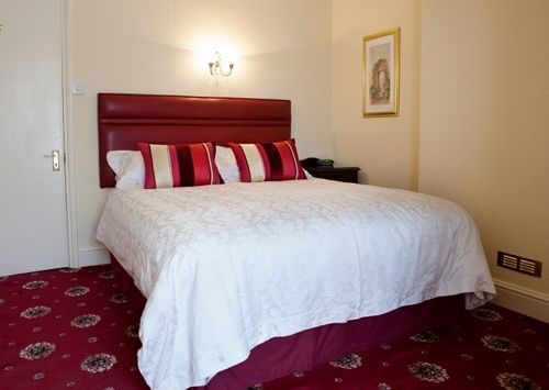 Brookfield House 4* Taunton
