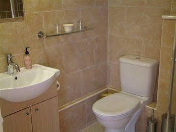 Yallands Bed & Breakfast Taunton