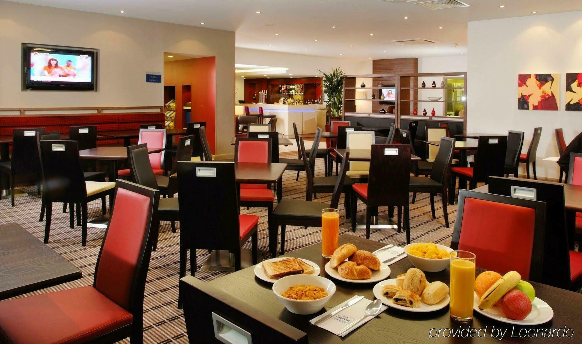 Express East By Ihg Hotel Taunton