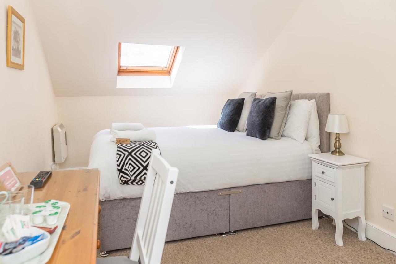Lowdens Guest house