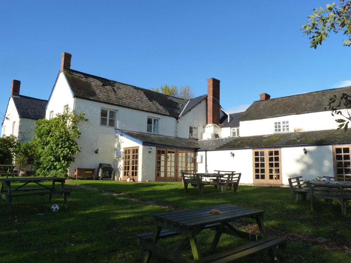 The Carew Arms 3* Taunton
